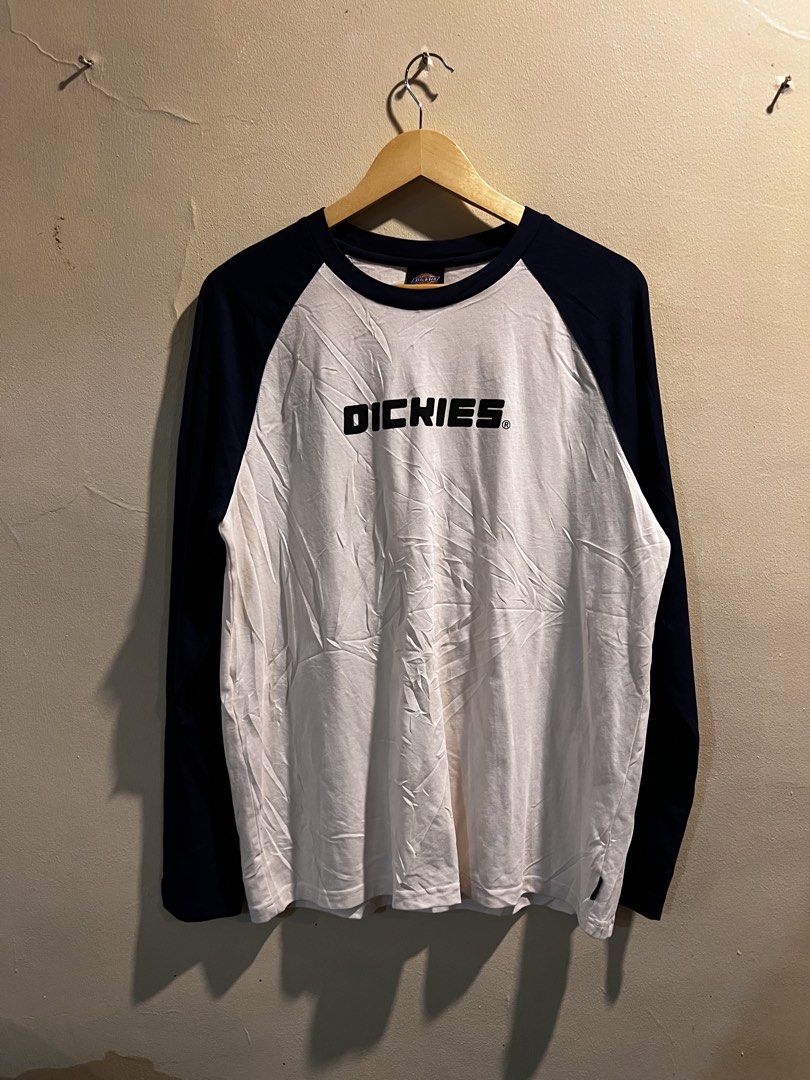 Dickies long sleeve t shirt (Category: Activewear) located in Davao. Submitted by triple_t_thrift (Listing ID 1468867784, Image 1). Description: Need wash.