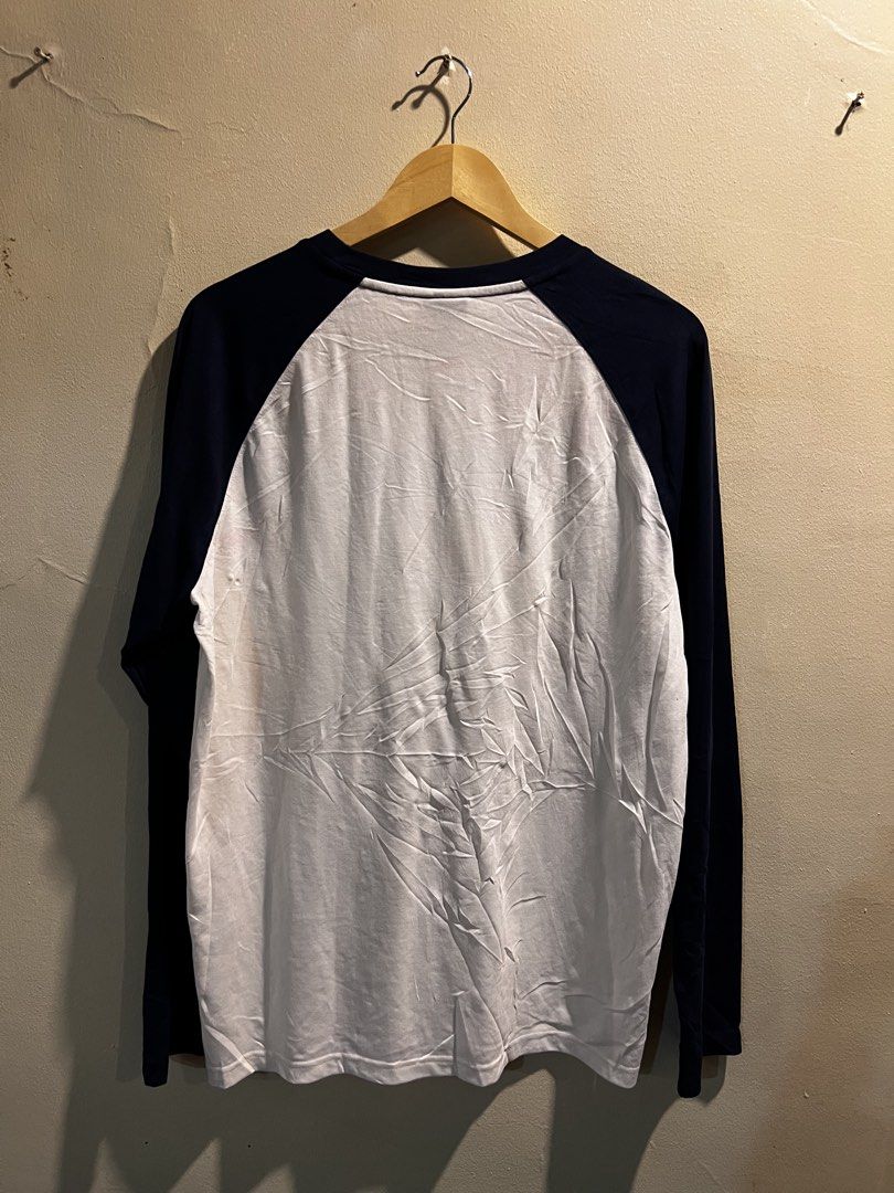Dickies long sleeve t shirt (Category: Activewear) located in Davao. Submitted by triple_t_thrift (Listing ID 1468867784, Image 2). Description: Need wash.