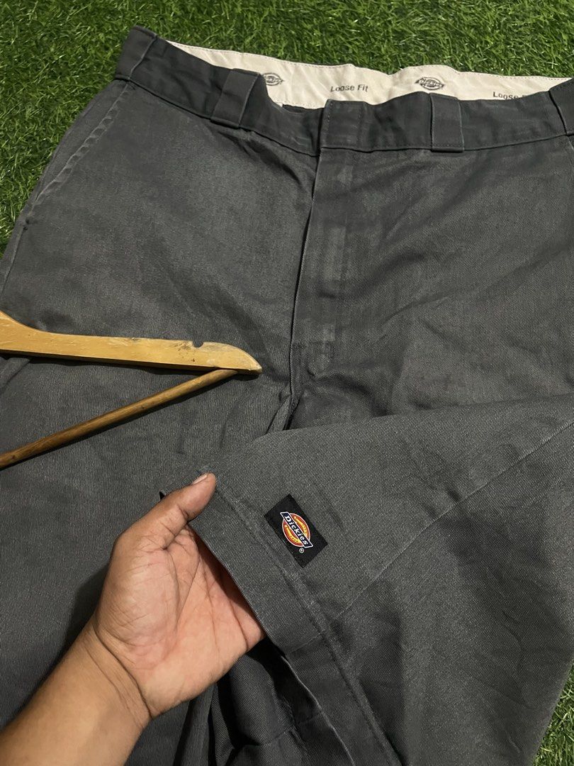 Dickies Loose Fit Grey Work Shorts (Category: Shorts) located in Las Pinas. Submitted by jynxdefant26140 (Listing ID 1468899779, Image 2). Description: - Brand: Dickies - Color: Grey - Style: Loose fit work shorts / Streetwear staple - Material: Sturdy and durable twill fabric - Pockets: Classic four-pocket design plus a functional left-leg tool pocket - Details: Branded Dickies logo patch on the back pocket and cool printed interior waistband li