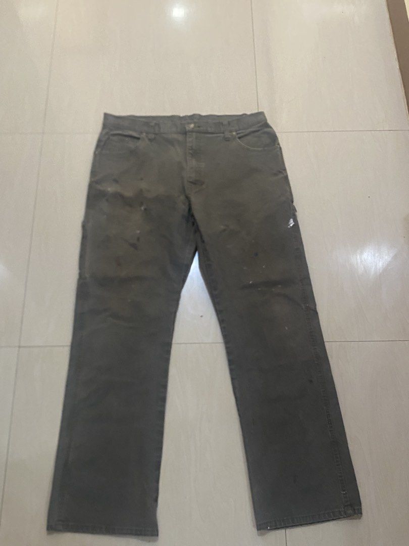 Dickies Painter Carpenter Pants Gray 36x32 (Category: Jeans) located in Vinzons. Submitted by gabrielvic (Listing ID 1468740281, Image 1). Description: - Brand: Dickies - Size: 36x32 - Color: Dark Gray - Material: Durable canvas - Fit: Regular fit workwear - Features: Side utility pockets and hammer loop - Condition: Authentic wear marks and paint splatters on the front and legs.