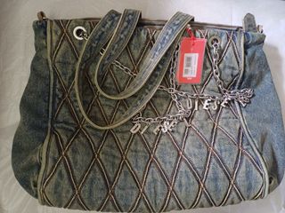 （分類：）位於 。 由 feline.store 提交（商品編號 1468728593，圖片 1）。簡介： 。