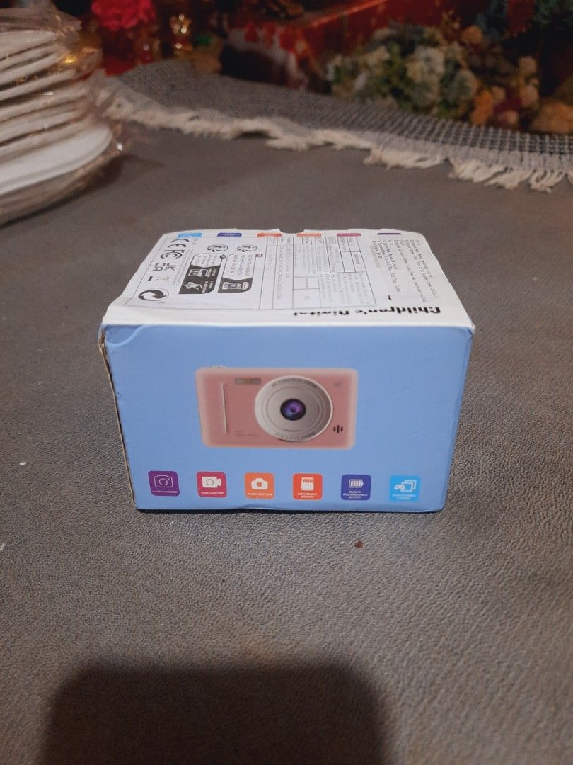 Digital Camera with Box (Category: Cameras) located in Paranaque City. Submitted by b_spilner (Listing ID 1468819668, Image 2). Description: - Color: Sleek black, - Video Quality: Capable of video recording for crisp memories - Design: Compact size with simple buttons and a user-friendly interface - Condition: Includes original packaging box - Ideal Gift: Great option for birthdays, holidays, and special occasions.