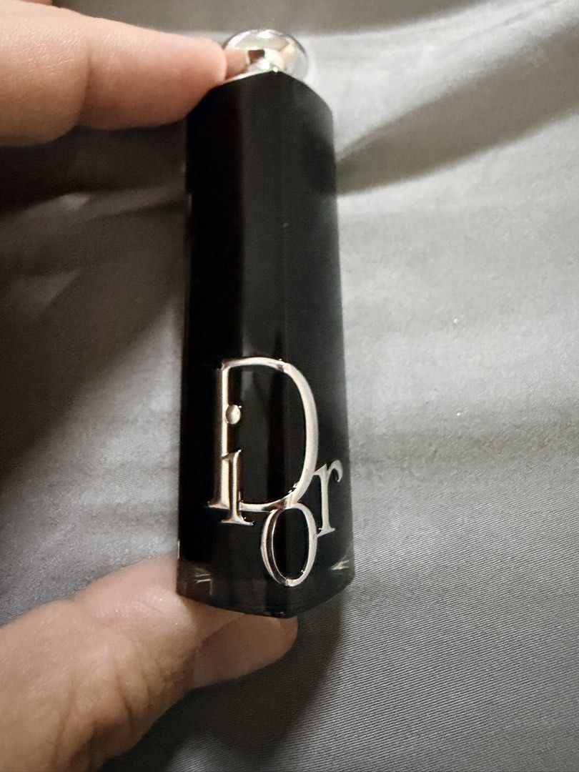 Dior lip addict Pink bow (Category: Makeup) located in Quezon City. Submitted by bloompicks (Listing ID 1468885780, Image 2). Description: Authentic bought at dior Powerplant mall 50% full Retails for almost 3k.