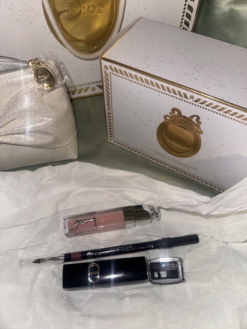 Dior Lip Maximizer 001 Pink (Category: Makeup) located in Pasig City. Submitted by supershobe (Listing ID 1468879353, Image 2). Description: Dior Lip Maximizer 001 Pink Brand new (no box because its from the Dior Holiday set) RFS: not my shade .