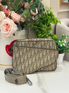 (Category: ) located in . Submitted by luxshare_preloved_ (Listing ID 1468826010, Image 1). Description: .
