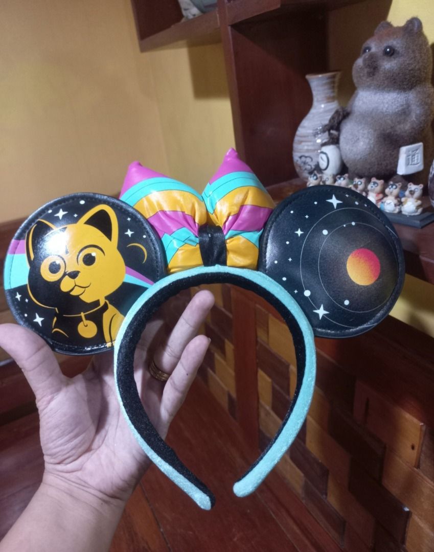 Disney Mickey & Minnie Mouse Ear Headbands (Category: Hair Accessories) located in Pugo. Submitted by mhylee_fang1989 (Listing ID 1468815097, Image 3). Description: Php 380 EACH, Take ALL= 1K.