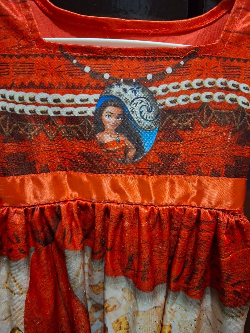 Disney Moana Dress (Category: Babies & Kids Fashion) located in Manila. Submitted by poochang (Listing ID 1468826619, Image 2). Description: Size: 2T on tag payment method: gcash no cod delivery: j&t or lalamove same day deliver as long as metro manila.