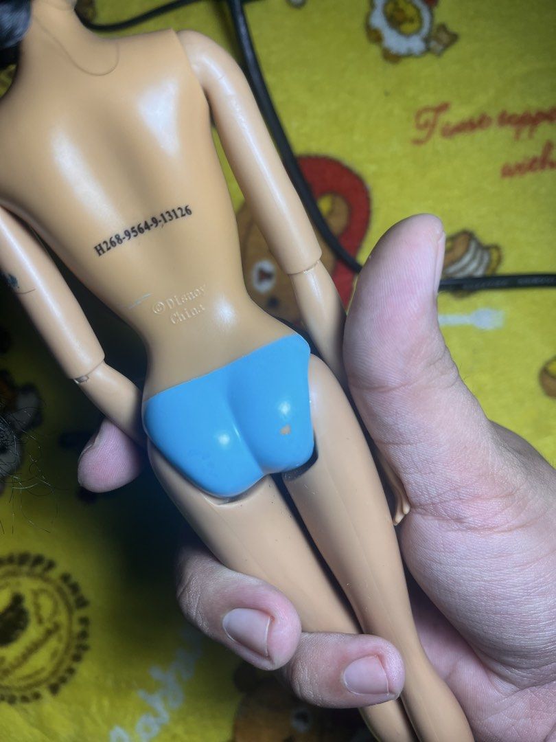 Disney Princess jasmine doll (Category: Figurines & Statues) located in Manila. Submitted by newearth.041b72 (Listing ID 1468887146, Image 2). Description: Disney forsale As is Jasmine paa lang nakikita kong issue niya the rest goods as is parin orig headbandband niya isama ko If want mo bundle asa page ko .
