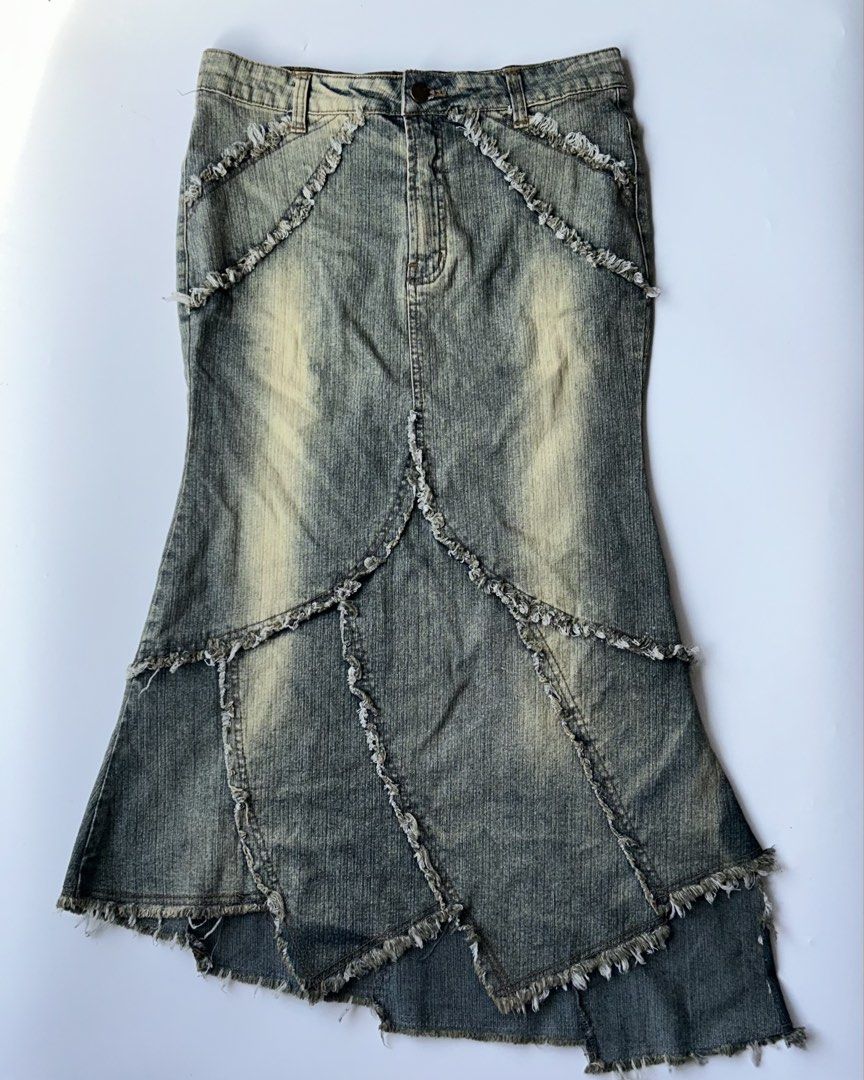 distressed grunge denim maxi skirt (Category: Skirts) located in Lipa City. Submitted by mayumi.vtg (Listing ID 1468862106, Image 1). Description: ❀ waist: 29-30in | length: 34in ❀ stretchy denim.