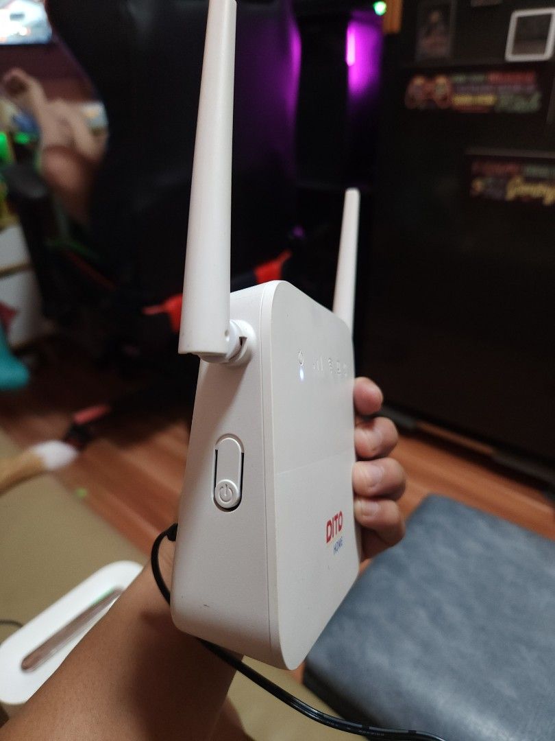 Dito Prepaid Wifi (Category: Networking) located in Manila. Submitted by chrizbrown (Listing ID 1468779607, Image 3). Description: Dito Prepaid Wifi ● 100% No Issue ● NO SIM, BILI NALANG KAYO SIM ● with Power Adapter ● 600 pesos Lalamove nyo nalang kung malayo kayo, willing to VideoCall para mapakita sa inyo bago nyo i-book. own Rider at Booking nyo para safe kayo. 📌 No Last Price, mababa na mga binebenta ko at walang issue kaya wag babaratin. T