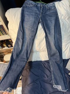 (Category: ) located in . Submitted by yssacee (Listing ID 1468921985, Image 1). Description: .