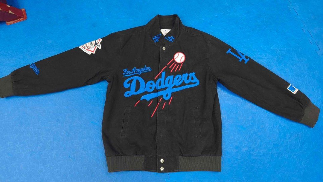 Dodgers varsity jacket (Category: Coats, Jackets and Outerwear) located in Manila. Submitted by arturoo.ce (Listing ID 1468884625, Image 3). Description: .
