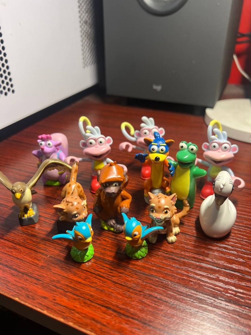 Dora the Explorer and Friends Figures (Category: Figurines & Statues) located in Baguio. Submitted by ditoyzb08176 (Listing ID 1468855079, Image 1). Description: - Lot of 12 assorted Mega Bloks figures - Includes Dora, Boots, Swiper, and various animals - Various sizes, some with movable parts or bases - Played with condition with minor paint wear - Selling as a complete set only Location: Baguio City Shipping: J&T/FLASH/LBC .
