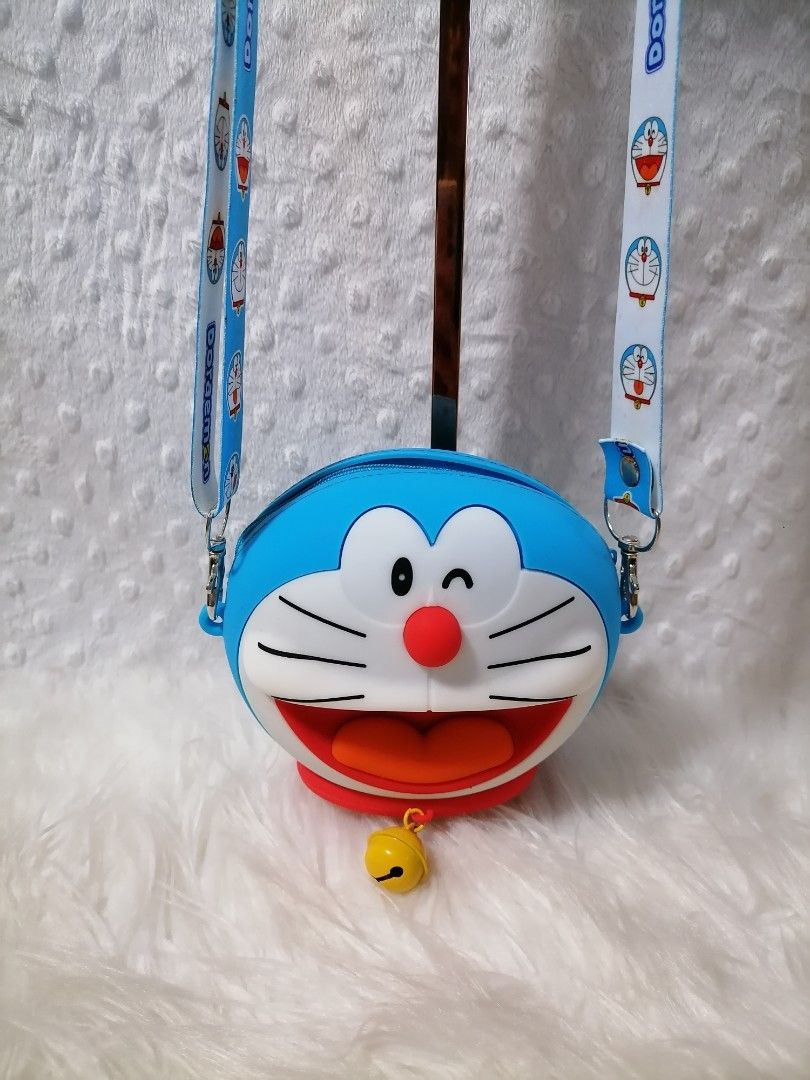 Doraemon Jelly Sling Bag (Category: Cross-body Bags) located in Butuan. Submitted by az-branded.items (Listing ID 1468925721, Image 2). Description: Authentic item From Japan.
