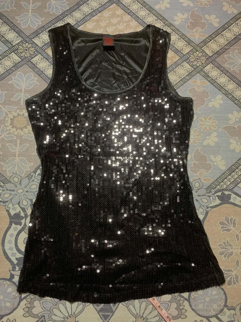 DStudio Black Sequin Sleeveless Party Top (Category: Shirts) located in Tiaong. Submitted by parengsoni. (Listing ID 1468817210, Image 1). Description: Length: 25 Width: 21.5.