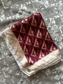 (Category: ) located in . Submitted by closetbylittleprops (Listing ID 1468774341, Image 1). Description: .