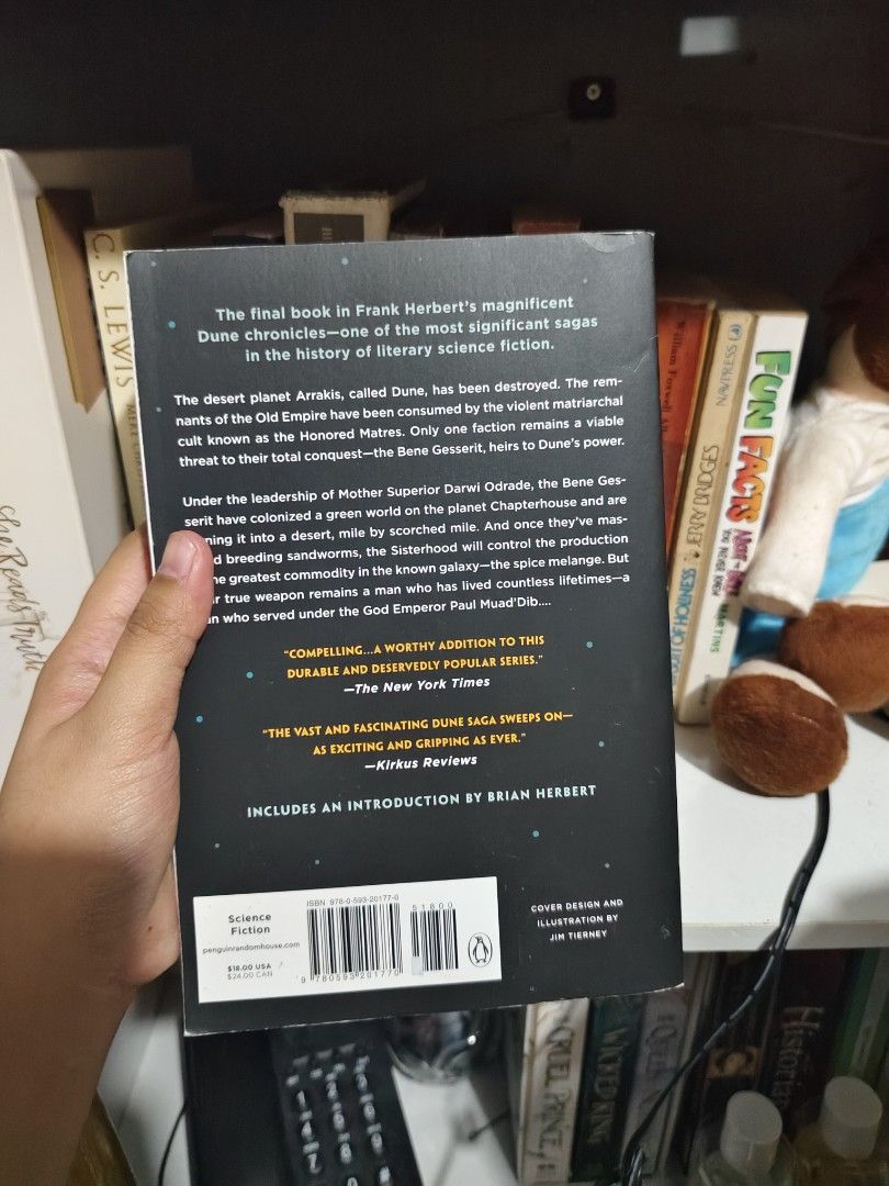 Dune Chapterhouse (Category: Storybooks) located in Baguio. Submitted by saintmalthus (Listing ID 1468816761, Image 3). Description: Dune Chapterhouse Paperback.