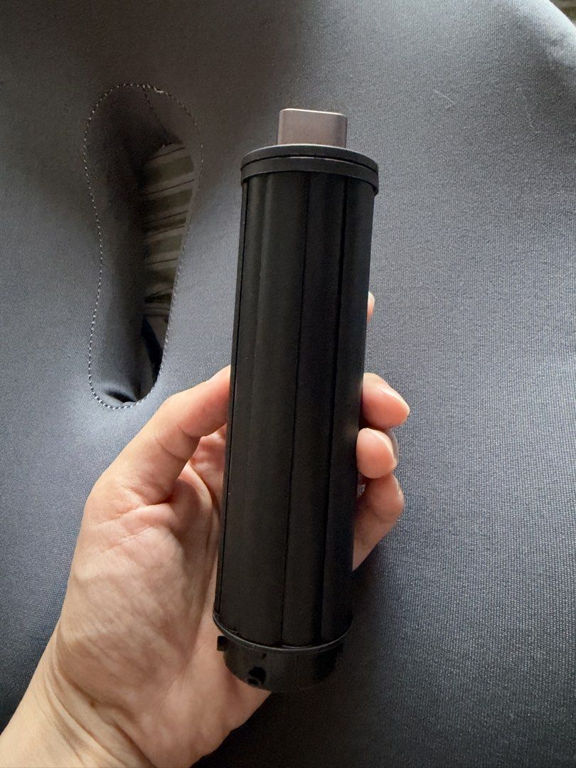 Dyson 40mm Barrel DPI Styler Attachment (Category: Hair) located in Quezon City. Submitted by nix0168 (Listing ID 1468797577, Image 3). Description: 1.6” Dyson Coanda 1.6mm curling barrel New and never been used. Genuine Dyson 40mm barrel attachment for multi-styler. Part number 975035-01. Black cylindrical barrel with metallic purple connector tab and Dyson logo on top. Original box included with part number label attached..