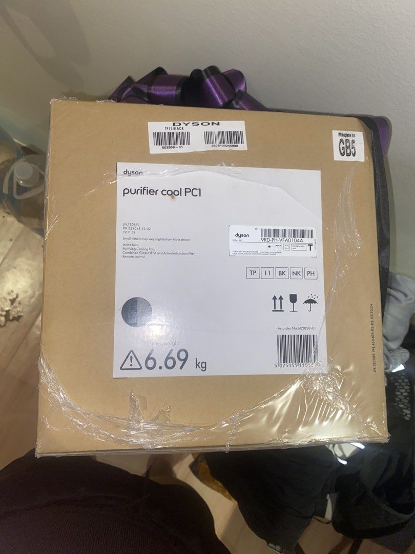 Dyson Purifier Cool PC1 (Category: Air Purifiers & Dehumidifiers) located in Manila. Submitted by calcifer169 (Listing ID 1468882188, Image 2). Description: RFS: I WANT THE WHITE ONE 34k NEGOTIABLE.