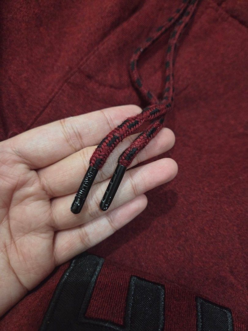 Ecko Unld. Maroon Sweatpants Size S (Category: Joggers) located in Taguig. Submitted by mon_143 (Listing ID 1468898583, Image 3). Description: - Brand: Ecko Unld - Color: Maroon - Size: Small fits up to large - Design: Large black graphic print on leg & back pocket patch - Features: Adjustable drawstring waist with branded metal tips & cuffed ankles - Material: Comfortable fabric, ideal for casual wear/loungewear.