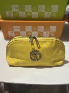 (Category: ) located in . Submitted by favoritepreloved (Listing ID 1468889415, Image 1). Description: .