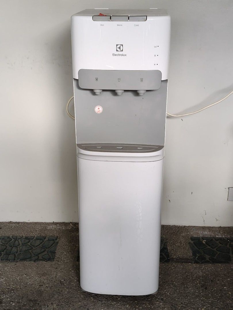 Electrolux Water Dispenser (Category: Other Home Appliances) located in Dasmarinas. Submitted by s3pphh (Listing ID 1468717084, Image 1). Description: Electrolux water dispenser with hot, cold and warm.. Buttom dispenser...