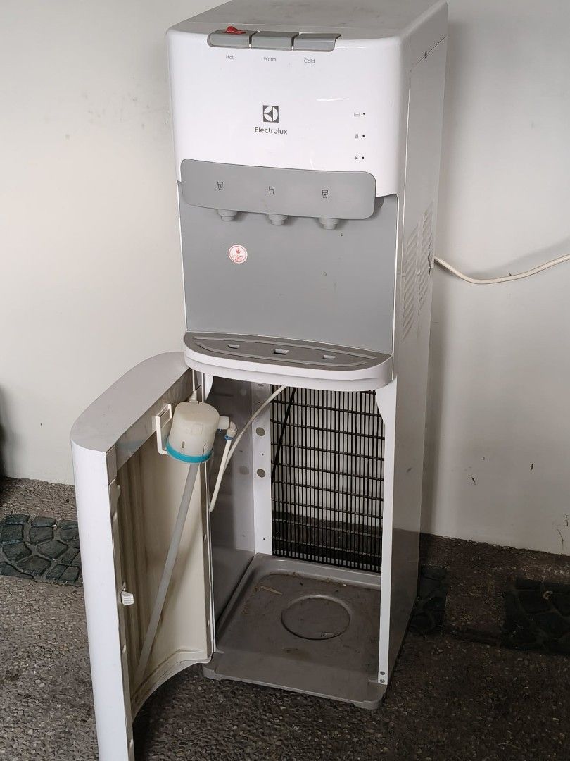 Electrolux Water Dispenser (Category: Other Home Appliances) located in Dasmarinas. Submitted by s3pphh (Listing ID 1468717084, Image 2). Description: Electrolux water dispenser with hot, cold and warm.. Buttom dispenser...