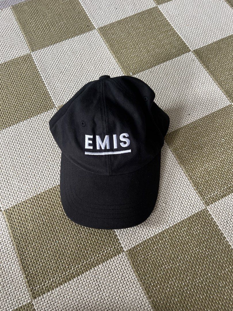 Emis cap (Category: Cap & Hats) located in Shah Alam. Submitted by snapbald (Listing ID 1468765121, Image 2). Description: Condition 9/10.
