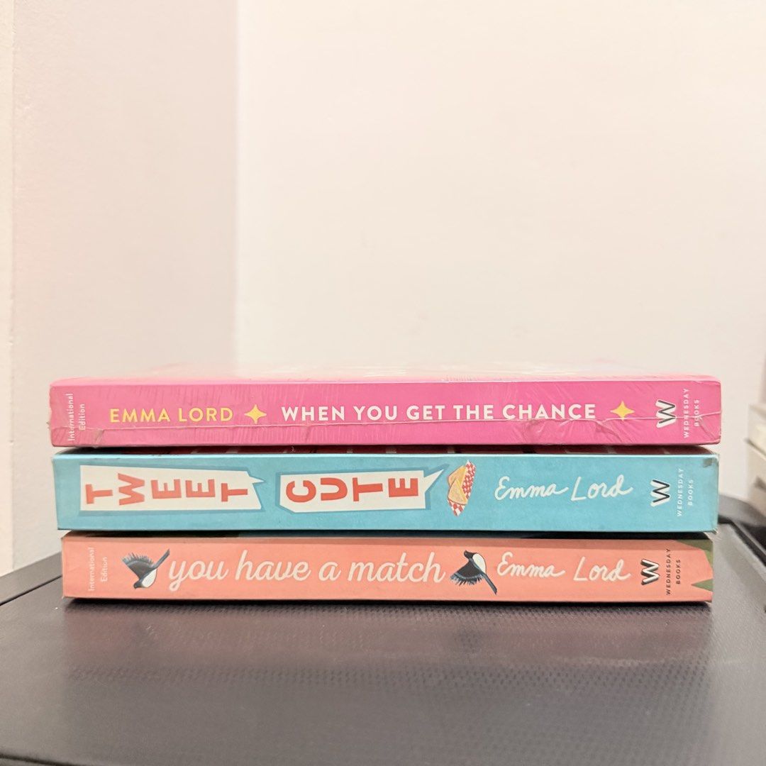 Emma Lord Bundle Set of 3 (Category: Storybooks) located in Quezon City. Submitted by wordsbymiss.r (Listing ID 1468878987, Image 1). Description: Decluttering❗️Price listed is a bundle price❗️ 📚When You Get The Chance 📚Tweet Cute 📚You Have A Match Author: Emma Lord Authentic, not reprint ❌ actual photos posted! the books are preloved from my own collection. please check photos first and expect signs of use/ foxing/ dents on some. manage your 