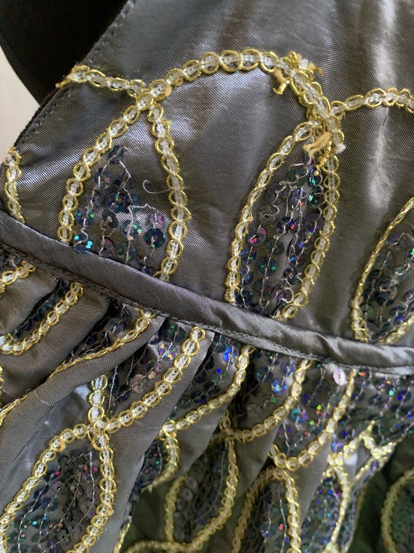 ESOTERIC WHIMSICAL BOHO BOHEMIAN SEQUINS BAG (Category: Shoulder Bags) located in Tarlac. Submitted by thrice.closet (Listing ID 1468753324, Image 3). Description: *has minor flaws .