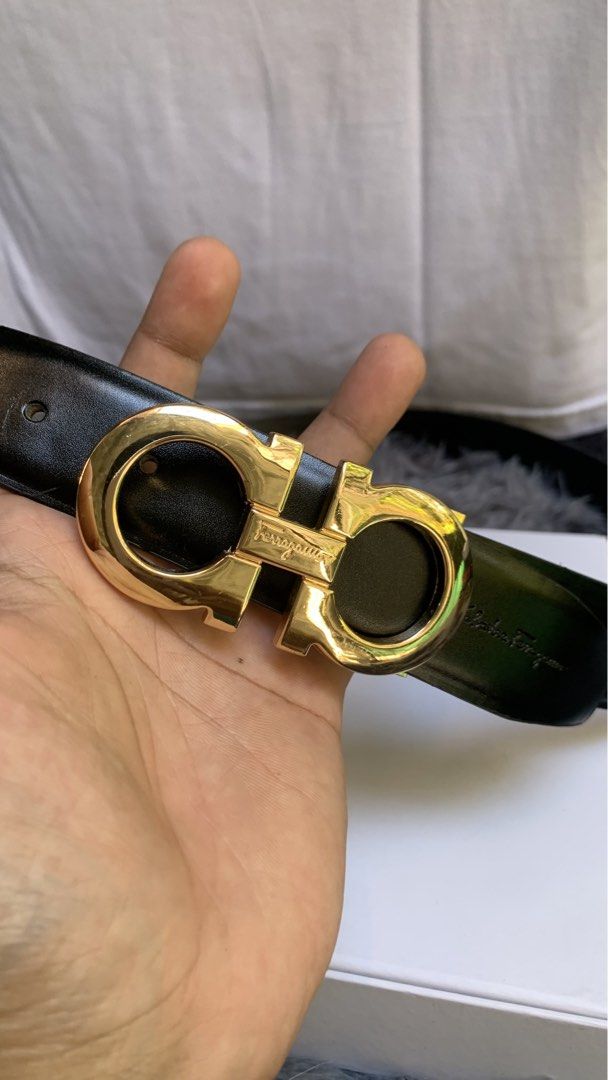 Essential Genuine Leather Belt with Glossy Hardware Finish (Category: Belts) located in Manila. Submitted by lichking416 (Listing ID 1468741610, Image 3). Description: Essential Genuine Leather Belt with Glossy Hardware Finish Brand new With paper bag ₱-1200.
