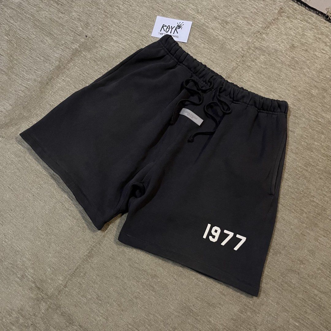 Essentials 1977 Sweat Short (Category: Shorts) located in Batangas. Submitted by reyr. (Listing ID 1468866496, Image 2). Description: Dimes: 30-42” waist | 19” length | 13” hem Condition: Excellent Color rate: 9.7/10 Flaws: None.