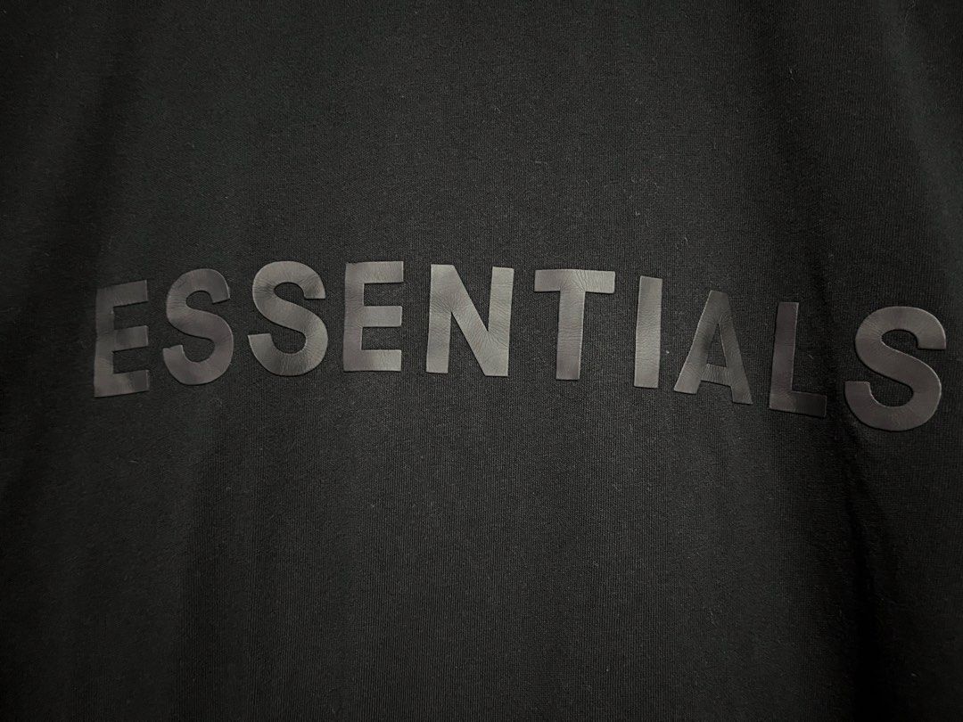 Essentials Tshirt (Category: Tshirts & Polo Shirts ) located in Tumauini. Submitted by jomerthrift (Listing ID 1468886949, Image 2). Description: Dimes: 24x28 Color rate: 9.5/10 Issue: missing washtag.