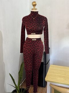 (Category: ) located in . Submitted by ennahsthriftcollection (Listing ID 1468773348, Image 1). Description: .