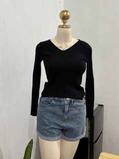 (Category: ) located in . Submitted by ennahsthriftcollection (Listing ID 1468732540, Image 1). Description: .