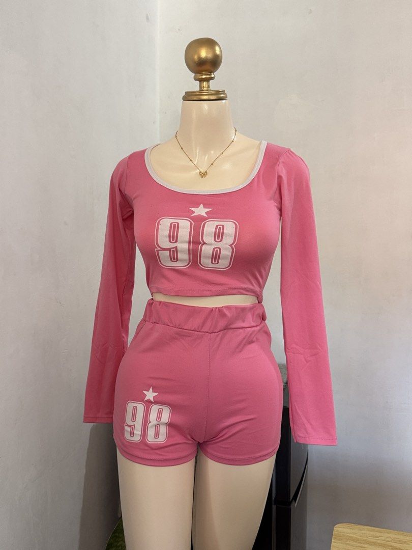 ETC HOTPINK COORDINATES FITS XS TO SMALL ONLY (Category: Sets or Coordinates) located in Dasmarinas. Submitted by ennahsthriftcollection (Listing ID 1468757293, Image 1). Description: ETC HOTPINK COORDINATES FITS XS TO SMALL ONLY Need wash only .
