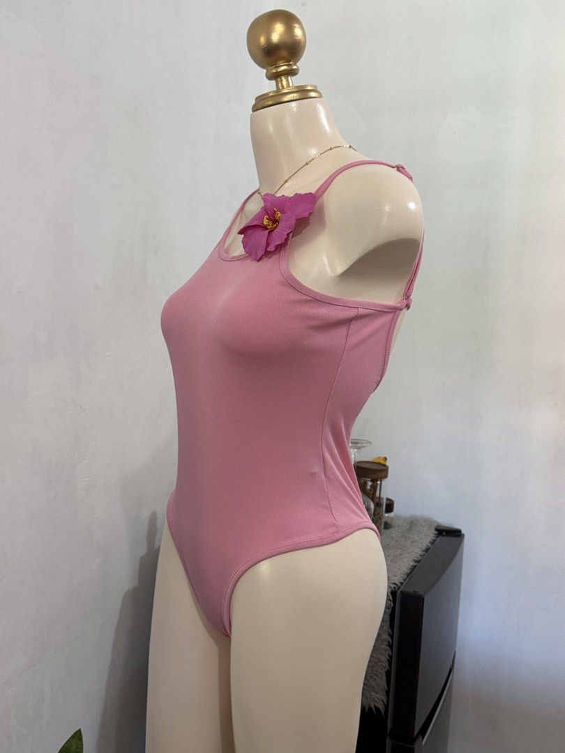 ETC LOVITO LIGHT PINK SMALL ONE PIECE KNITTED (Category: Bikinis & Swimsuits) located in Dasmarinas. Submitted by ennahsthriftcollection (Listing ID 1468741233, Image 3). Description: ETC LIGHT PINK SMALL ONE PIECE KNITTED *White cover up and flower not included lovito brand other price .