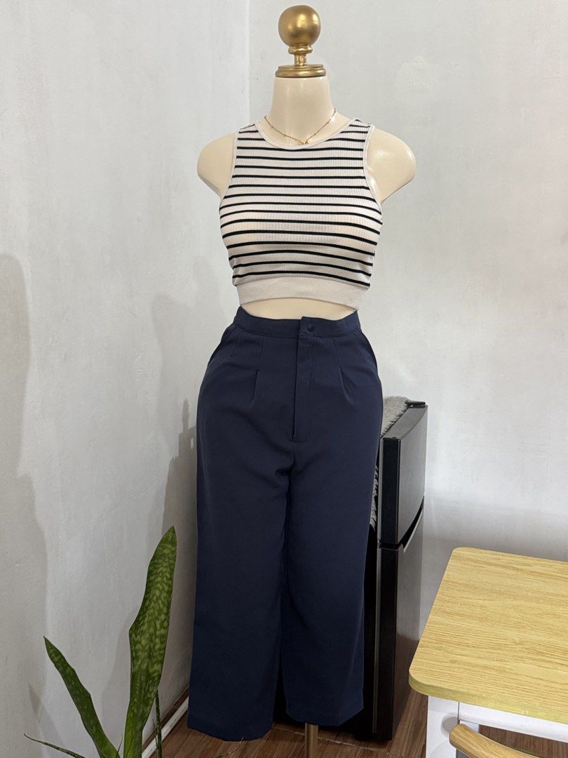ETC NAVY BLUE TROUSER SIZE 27-28 (Category: Other Bottoms) located in Dasmarinas. Submitted by ennahsthriftcollection (Listing ID 1468783803, Image 2). Description: ETC NAVY BLUE TROUSER SIZE 27-28 Length: 32 1/2 inches.