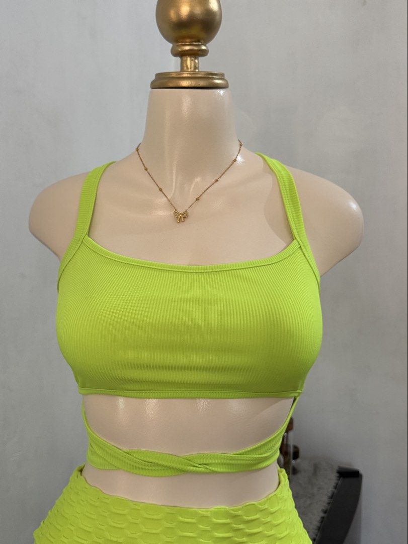 ETC YELLOW GREEN SET WORKOUTFIT SMALL SIZE (Category: Sets or Coordinates) located in Dasmarinas. Submitted by ennahsthriftcollection (Listing ID 1468777542, Image 2). Description: ETC YELLOW GREEN SET SMALL SIZE .