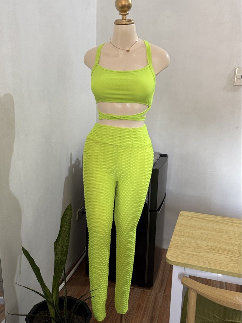 ETC YELLOW GREEN SET WORKOUTFIT SMALL SIZE (Category: Sets or Coordinates) located in Dasmarinas. Submitted by ennahsthriftcollection (Listing ID 1468777542, Image 1). Description: ETC YELLOW GREEN SET SMALL SIZE .