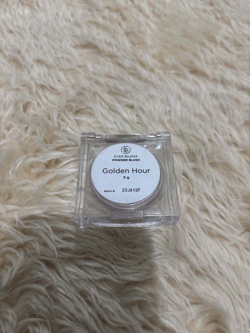 Ever Bilena Powder Blush Golden Hour (Category: Makeup) located in Paranaque City. Submitted by _outfits (Listing ID 1468918647, Image 2). Description: Ever Bilena Powder Blush Shade: Golden Hour 90% left.