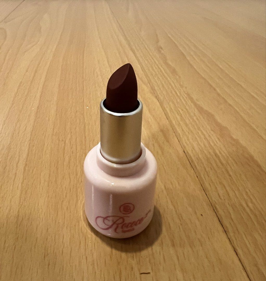 Ever Bilena Rococo Lipstick in Chateau (Category: Makeup) located in Manila. Submitted by piperpenn (Listing ID 1468854142, Image 3). Description: - Brand/Shade: Rococo Lipstick in Chateau - Net Weight: 3.6g - Condition: Brand new, just opened, but never swatched RFS: Not my shade.