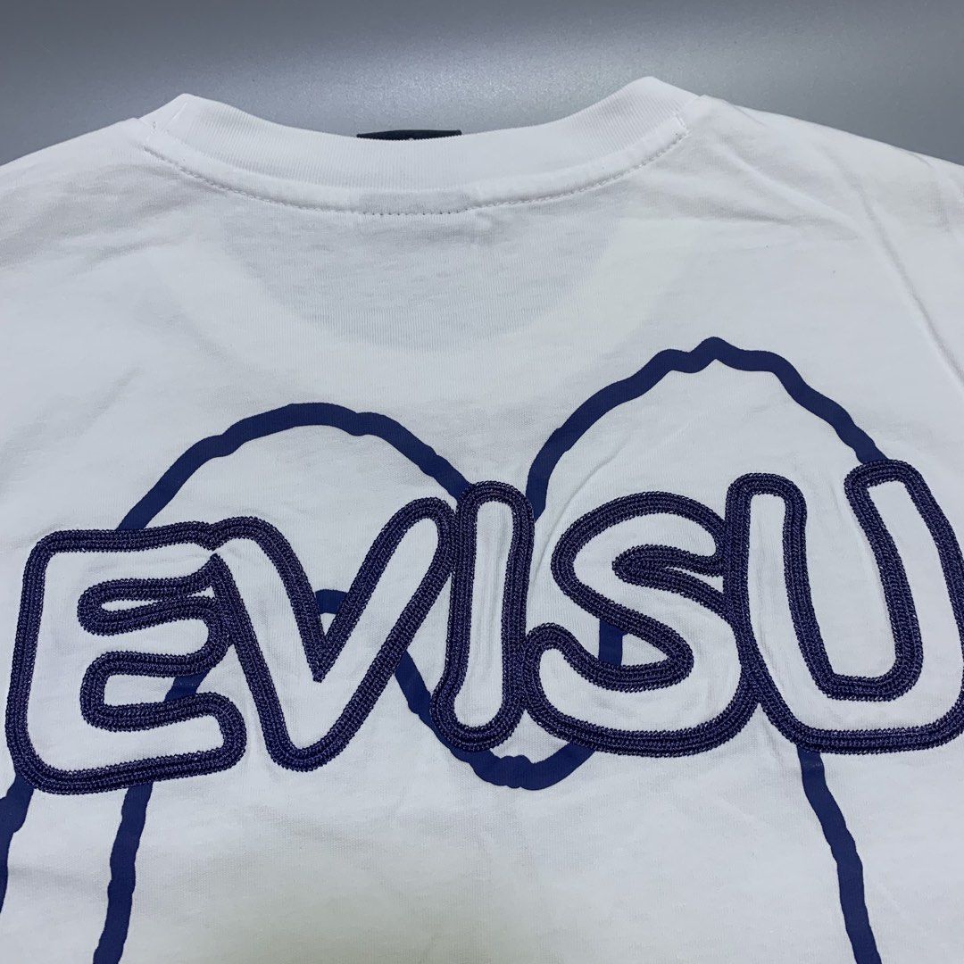 EVISU LAVA EMBROIDERY DAICOCK TEE (Category: Tshirts & Polo Shirts ) located in Cabanatuan. Submitted by _w2keed (Listing ID 1468818609, Image 3). Description: Size: M-L (W20' x L27') Condition: 10/10 Color rate: 9.5/10 Issue/s: need rewash.
