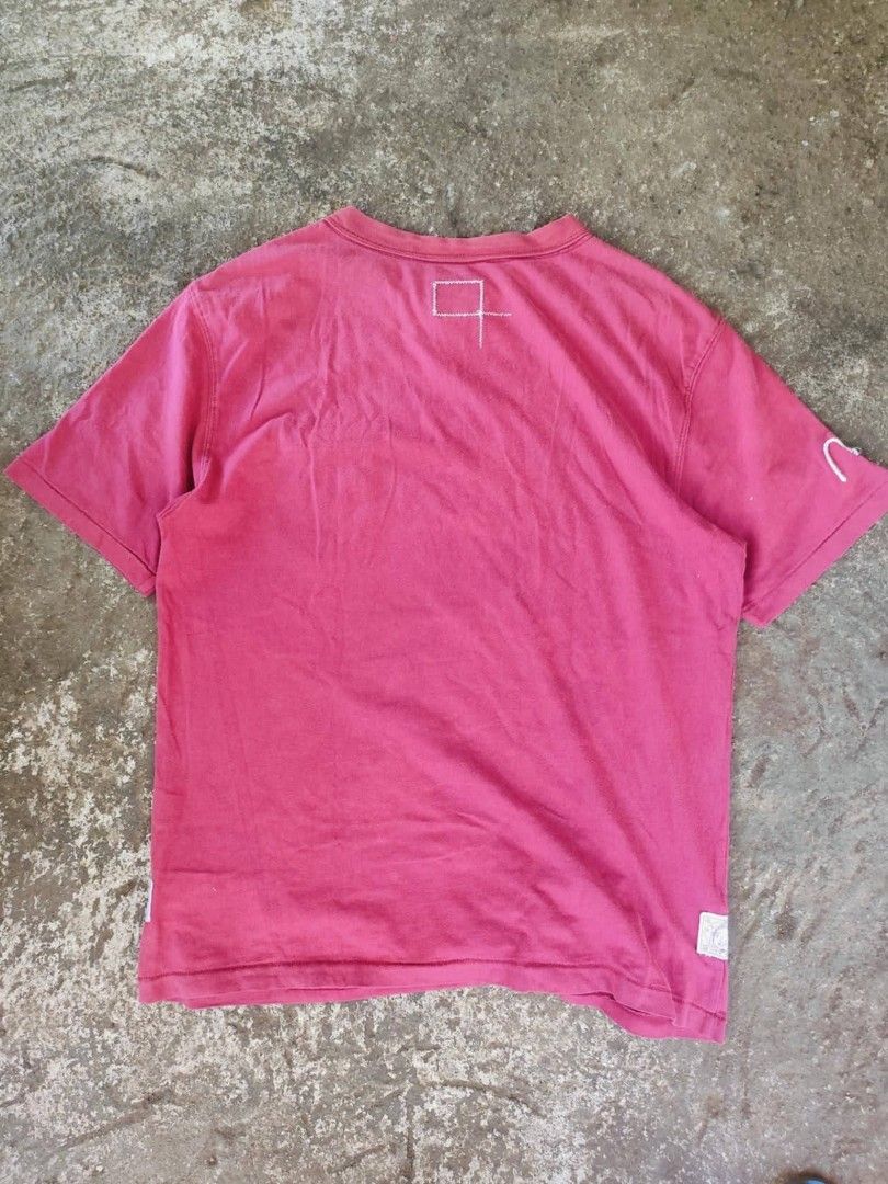 Evisu Pocket Tee (Category: Tshirts & Polo Shirts ) located in Daraga. Submitted by calm_thrift (Listing ID 1468716463, Image 1). Description: Evisu Pocket Tee 20x28 Good condition Fresh from bale.