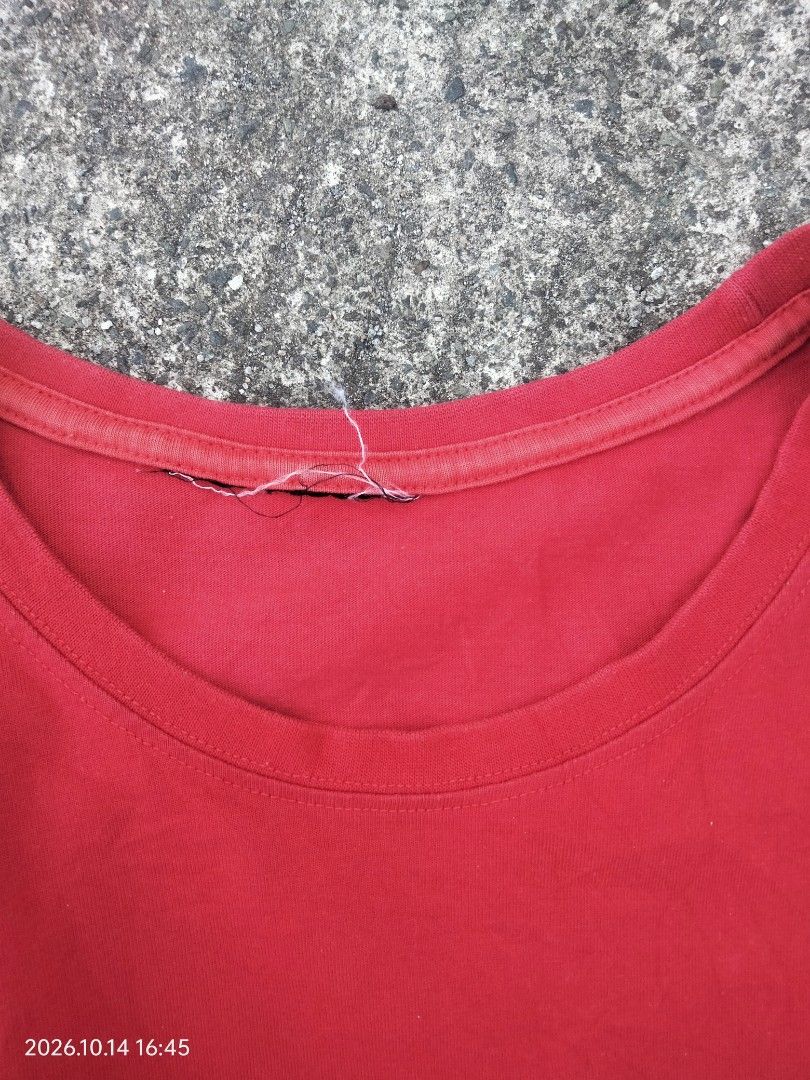 Evisukuro (Category: Tshirts & Polo Shirts ) located in Caloocan City. Submitted by haruconcep52476 (Listing ID 1468906140, Image 3). Description: Issue cut neck tag and 2 pinhole.