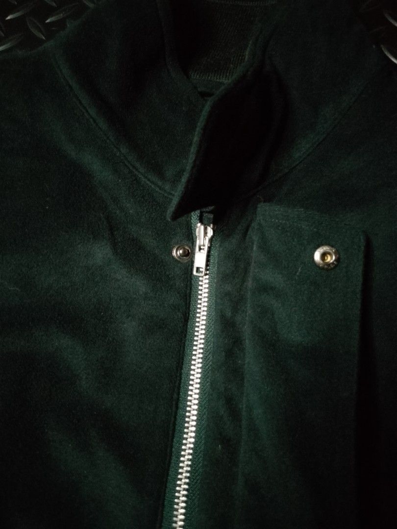 Exceed Bomber Jacket (Category: Coats, Jackets and Outerwear) located in Baguio. Submitted by bado.feels (Listing ID 1468828374, Image 2). Description: Excellent condition Makapal Tela Size Large (22x26) Sleeves 23 350+sf Baguio Loc.
