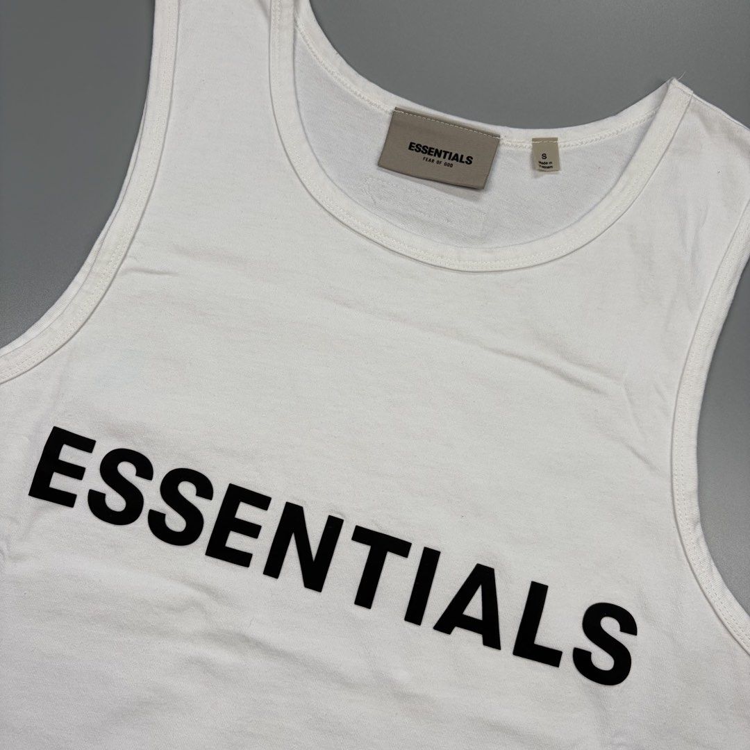 Fear of God Essentials (Category: Luxury Apparel) located in Cavite. Submitted by onebeancent (Listing ID 1468916105, Image 3). Description: Size: Medium to Large Frame Dimension: 21" Width | 26" Length Color: White Color Rate: 10/10 Issue: None Condition: Like new‼️ Price: 950php Additional Shipping Fee (J&T Small Pouch) 75php Luzon 100php visayas 120php mindanao.