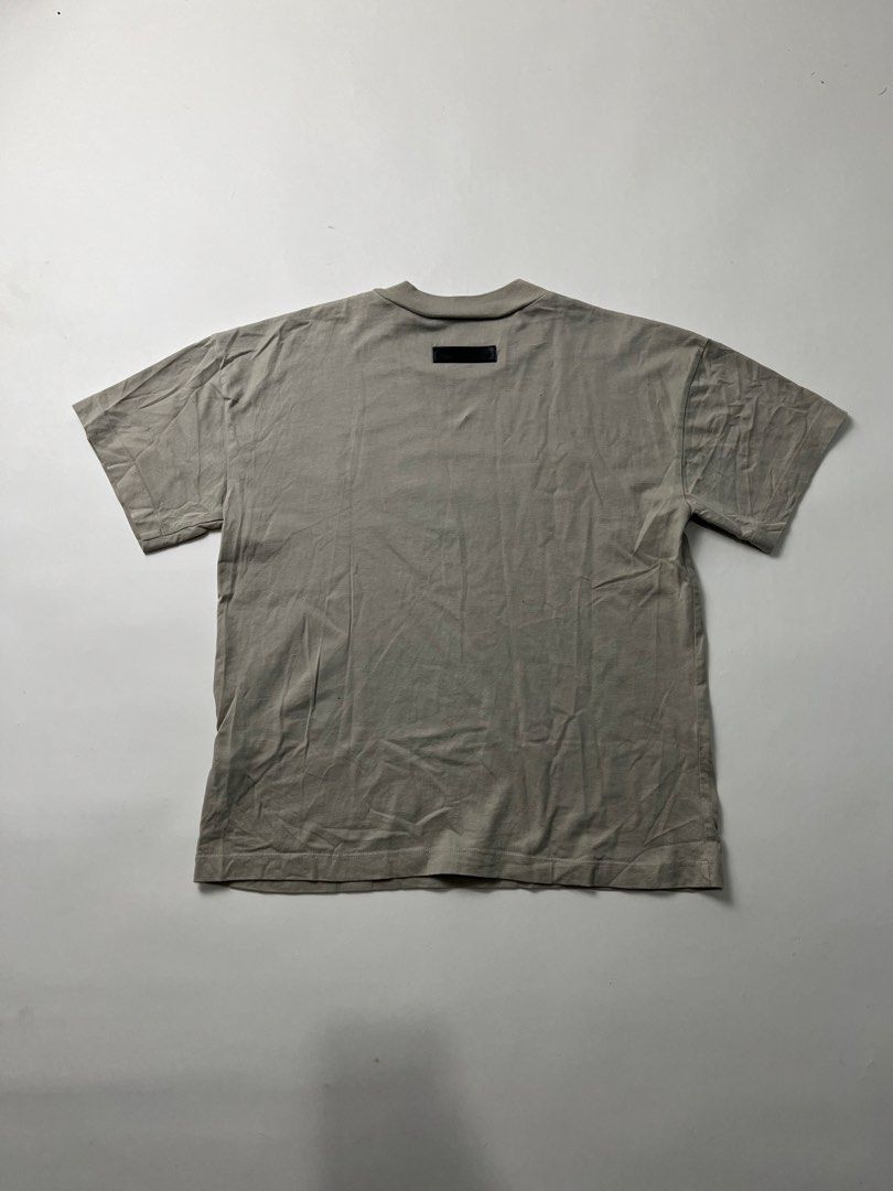 Fear Of God ESSENTIALS Tee (Category: Tshirts & Polo Shirts ) located in Makati City. Submitted by ufcknwthbst (Listing ID 1468737804, Image 3). Description: 20 inch width 25 inch length 9.5/10 condition No issue.