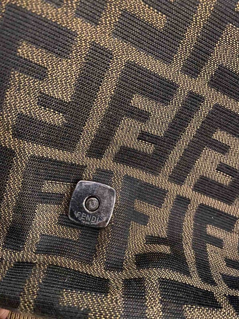 Fendi momma baguette (Category: Luxury Bags & Wallets) located in Cebu City. Submitted by bisayaseller77 (Listing ID 1468873178, Image 2). Description: fendi baguette.
