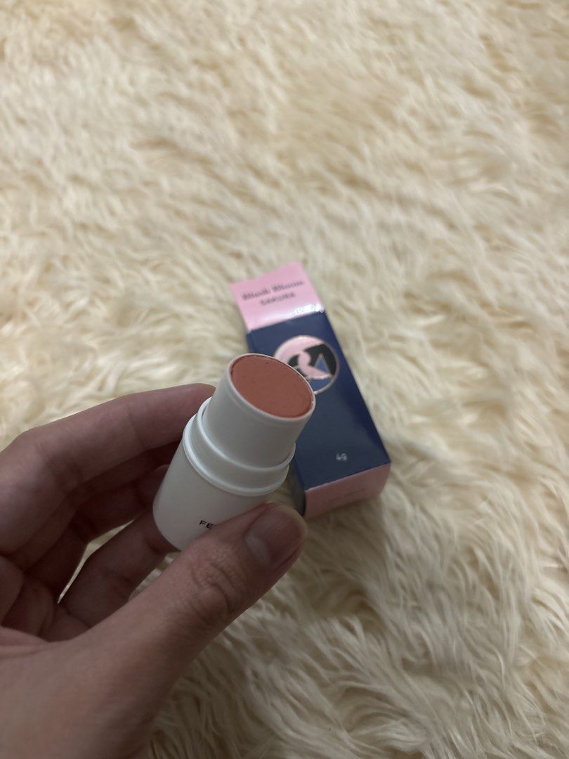 Ferca Beauty Blush Bloom Sakura Blush Stick 4g (Category: Makeup) located in Paranaque City. Submitted by _outfits (Listing ID 1468918941, Image 2). Description: Ferca Beauty Shade: Sakura (pretty peachy pink) swatched only, not my shade.